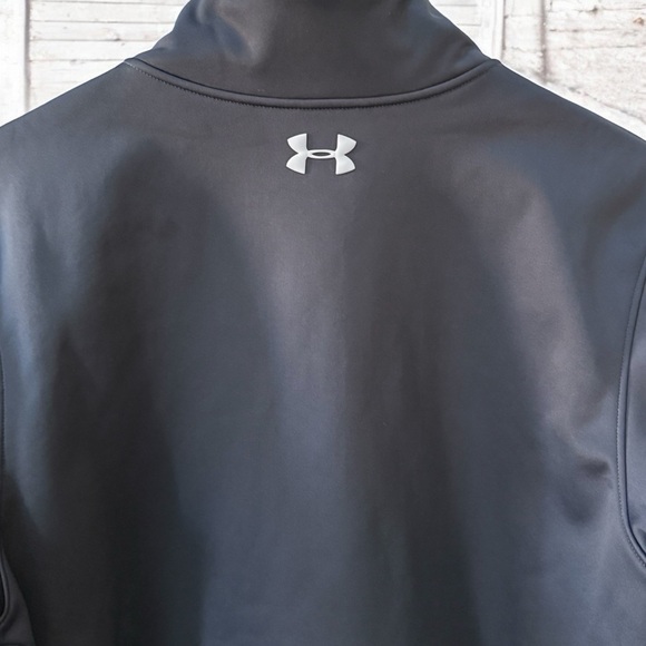 NWOT Men’s Under Armour Navy Blue Performance Zipped Jacket! Medium! - Picture 7 of 9